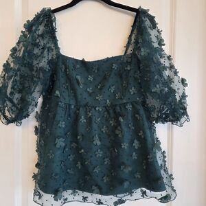 🍀 Thirty Thirty Forest Green Floral Top Sz. L
